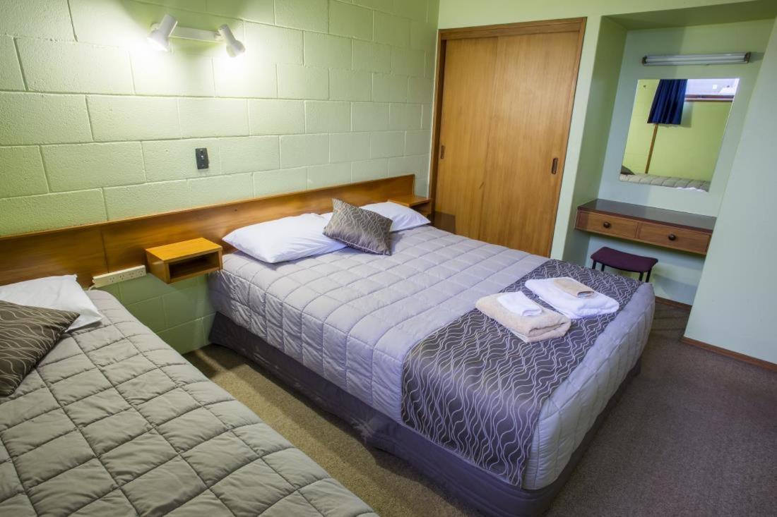 هاستينغز Elmore Lodge Motel المظهر الخارجي الصورة