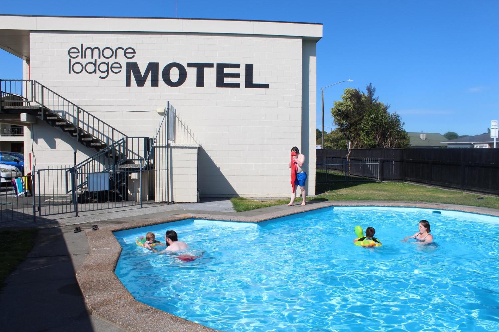هاستينغز Elmore Lodge Motel المظهر الخارجي الصورة